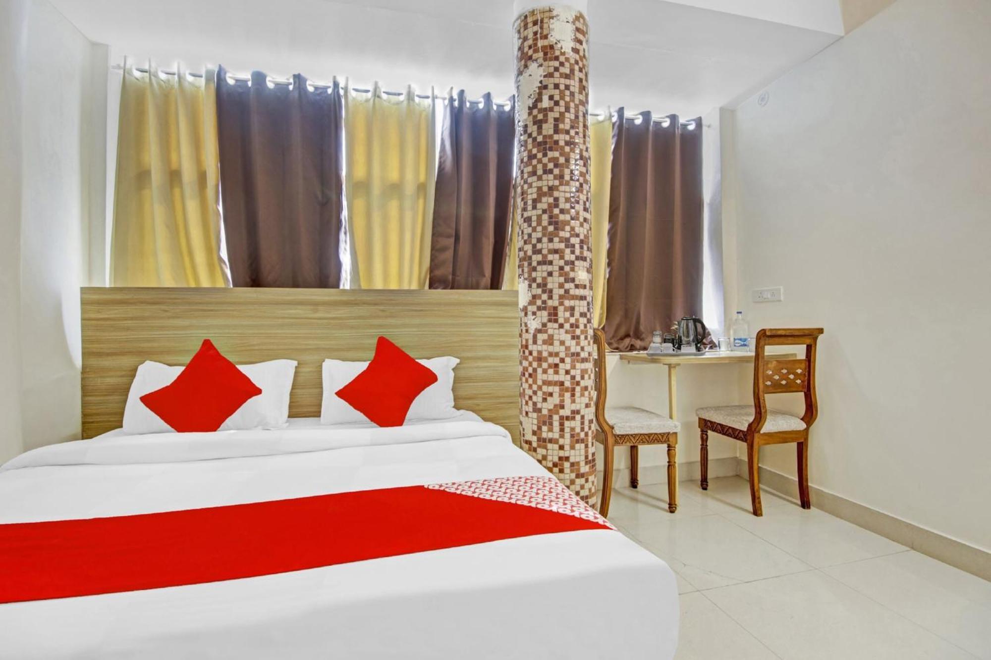 Oyo Flagship 80772 Hotel The Grand Rdc غازي أباد المظهر الخارجي الصورة